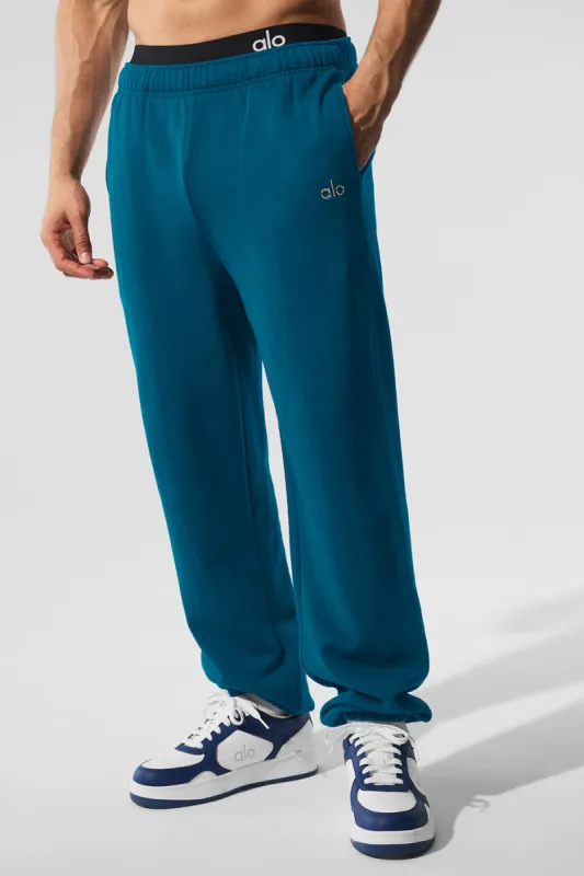 Accolade Sweatpant - Eclipse Blue sold by Alo Yoga