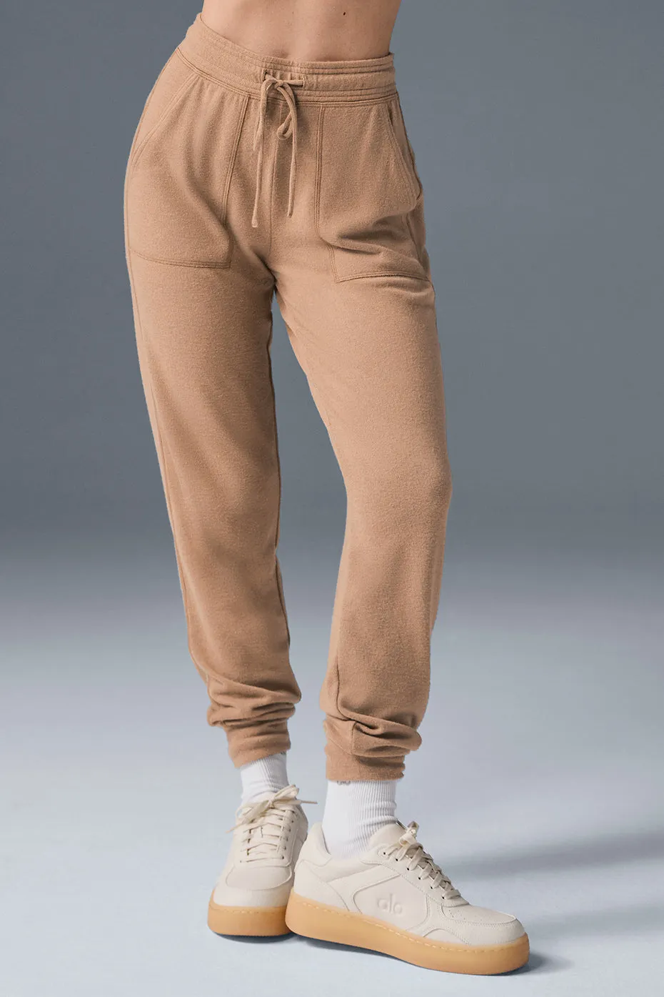 Soho Sweatpant - Toasted Almond sold by Alo Yoga