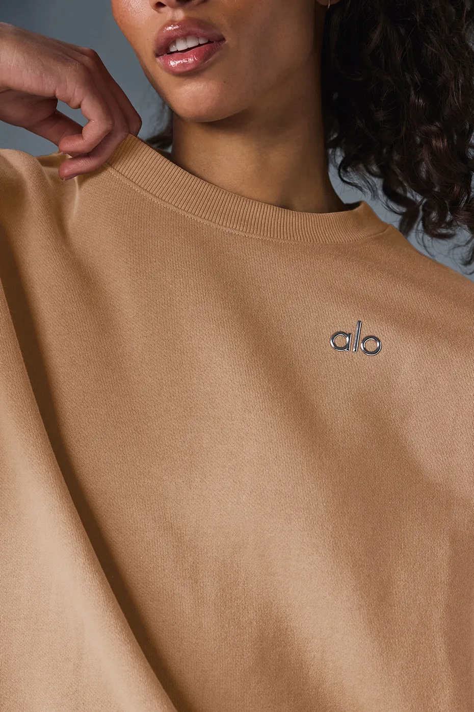 Accolade Crew Neck Pullover - Toasted Almond sold by Alo Yoga product image thumbnail 4