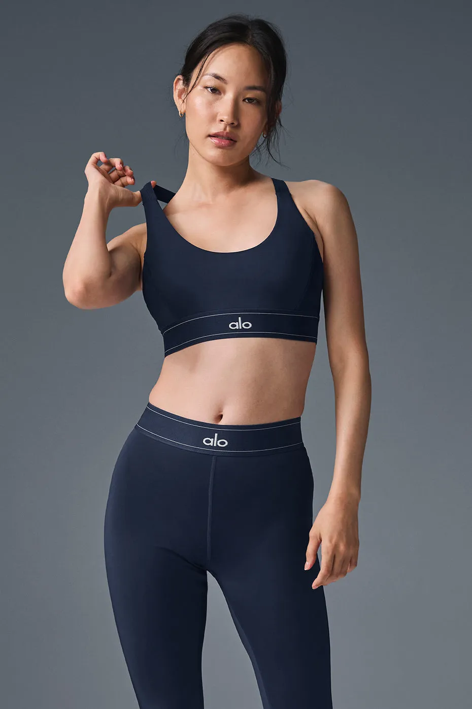Airlift Suit Up Bra - Navy/Navy sold by Alo Yoga