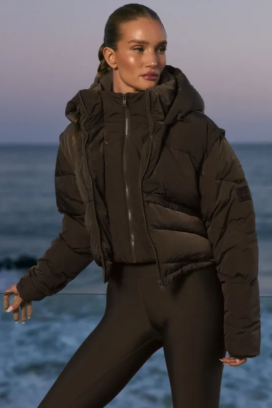 Glacier Puffer - Espresso sold by Alo Yoga