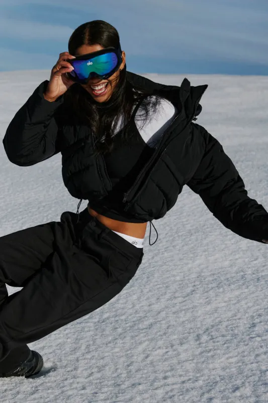 Glacier Puffer - Black sold by Alo Yoga