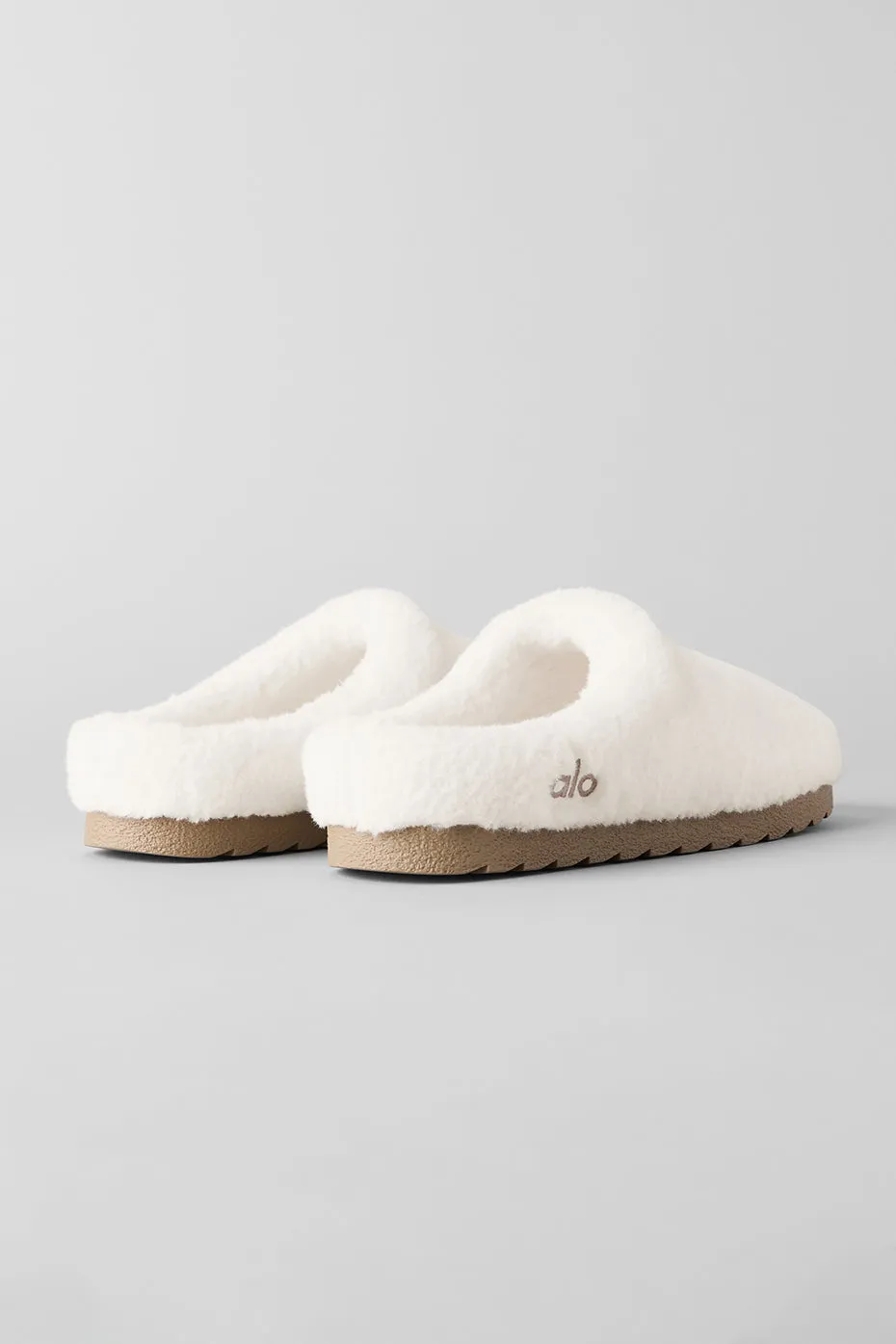 Sherpa Recovery Slipper - Ivory sold by Alo Yoga product image thumbnail 4