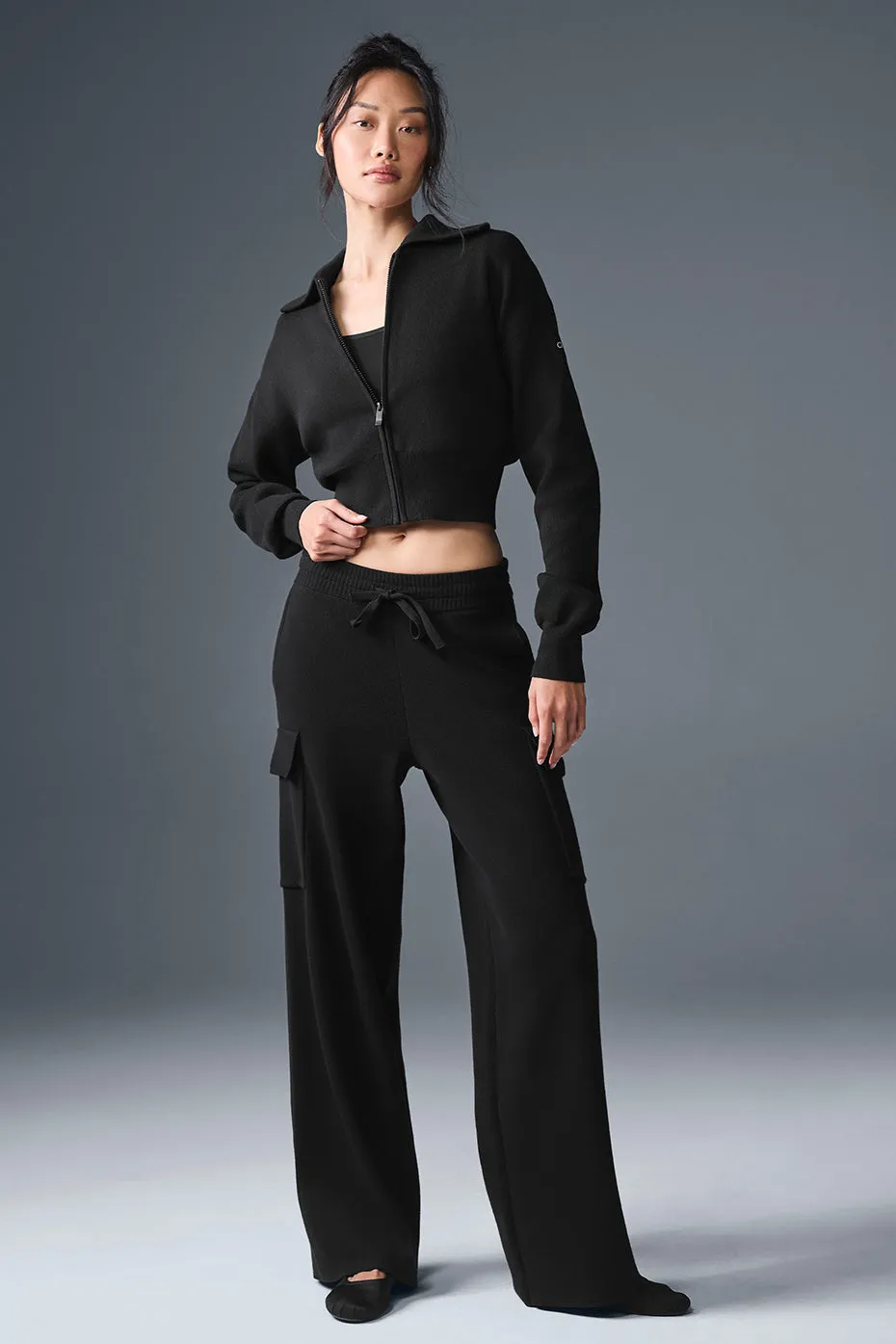 Scholar Knit High-Waist Cargo Pant - Black sold by Alo Yoga product image thumbnail 3