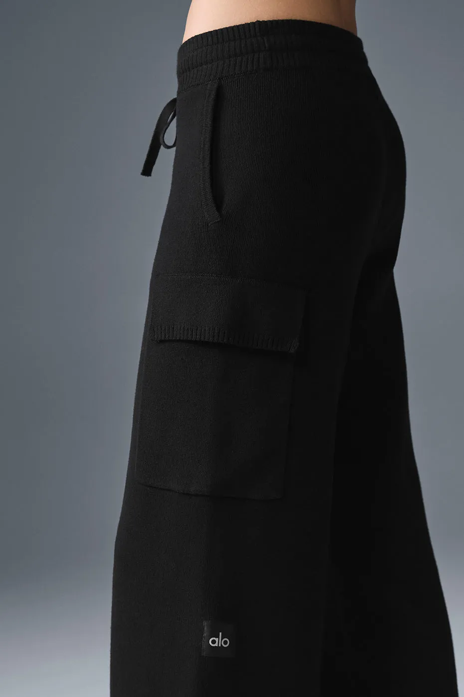 Scholar Knit High-Waist Cargo Pant - Black sold by Alo Yoga product image thumbnail 5