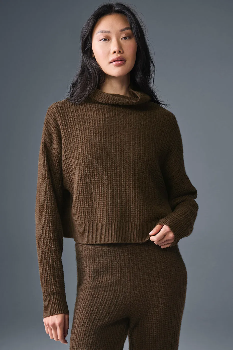 Cashmere Plush Waffle Turtleneck Pullover - Espresso sold by Alo Yoga