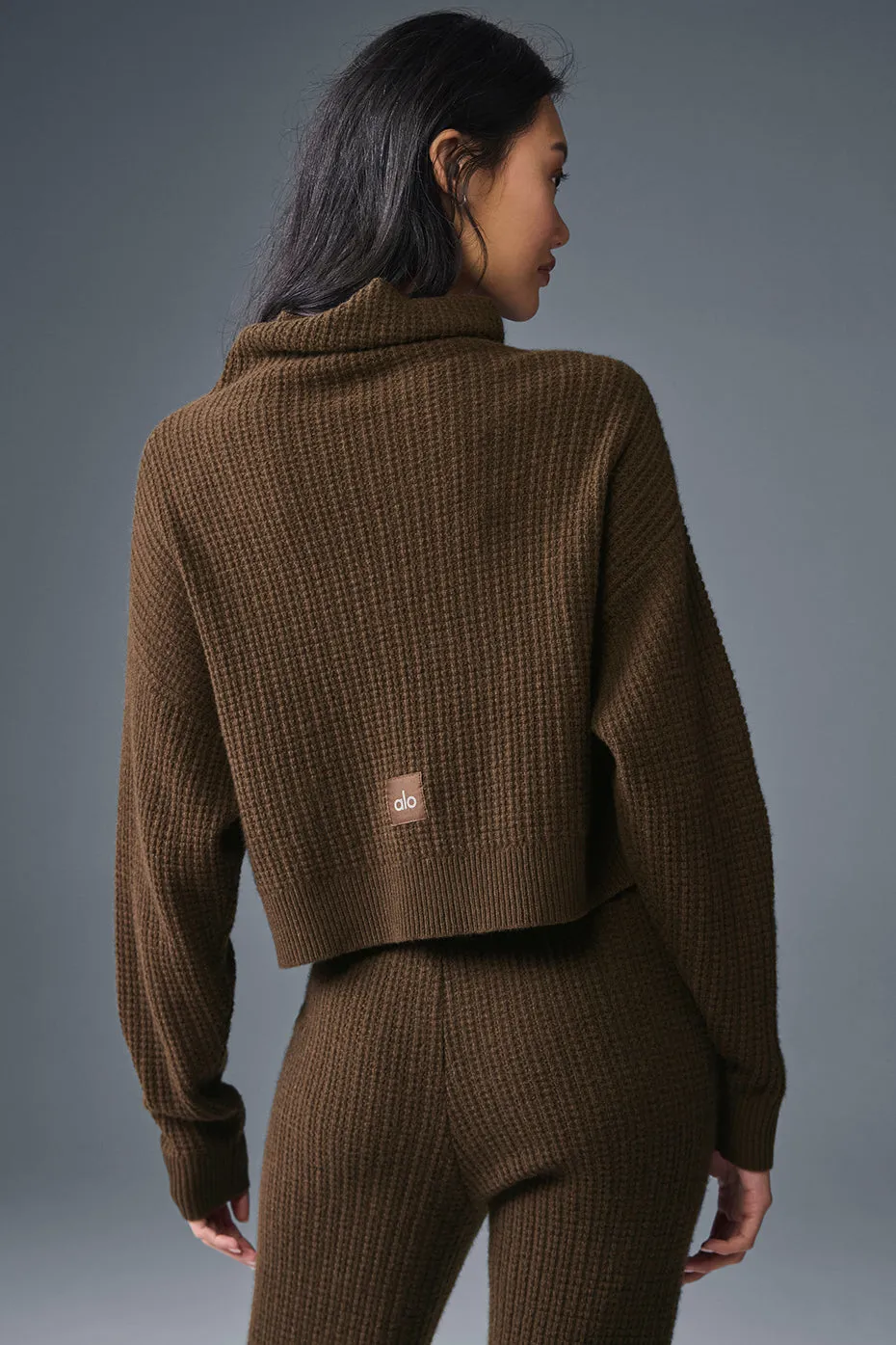 Cashmere Plush Waffle Turtleneck Pullover - Espresso sold by Alo Yoga product image thumbnail 4