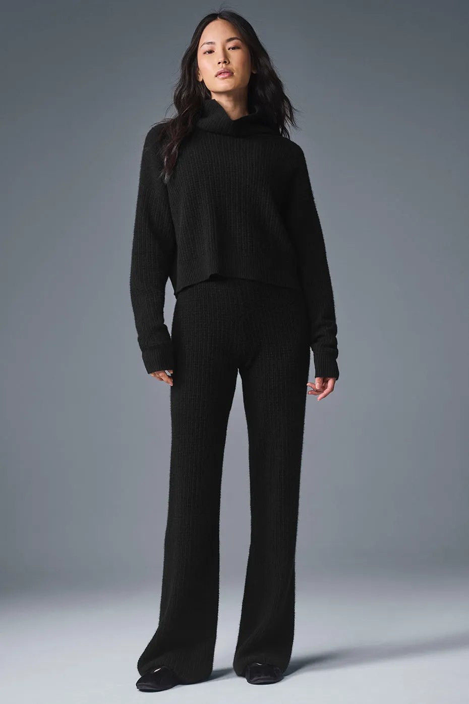 Cashmere Plush Waffle Turtleneck Pullover - Black sold by Alo Yoga product image thumbnail 4
