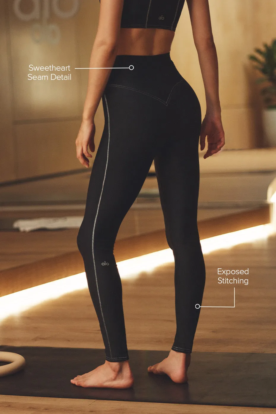 Airlift High-Waist Redefine Legging - Black/White sold by Alo Yoga product image thumbnail 2
