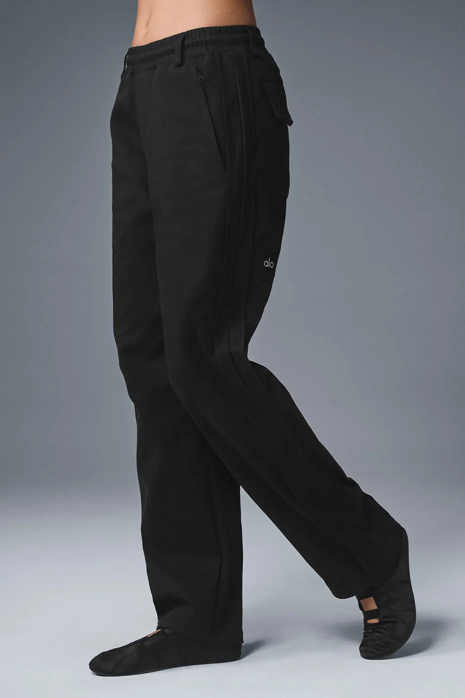 Edition Sueded Straight Leg Pant - Black sold by Alo Yoga product image thumbnail 4