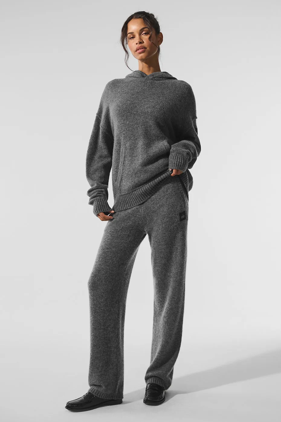 New Class Cashmere Sweatpant - Platinum Grey sold by Alo Yoga