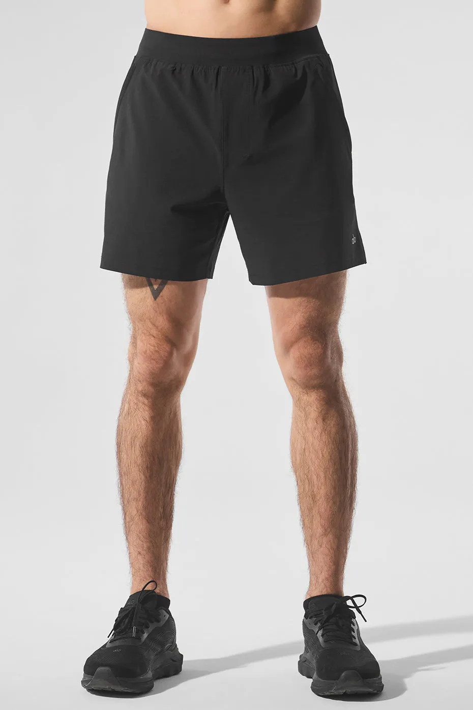 5" Repetition Short - Black sold by Alo Yoga