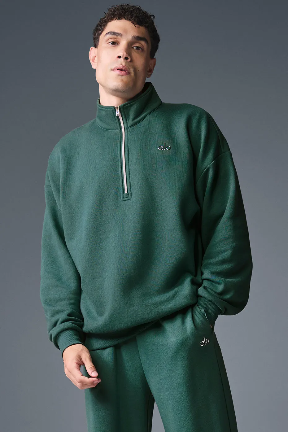 Accolade 1/4 Zip Pullover - Winter Ivy sold by Alo Yoga