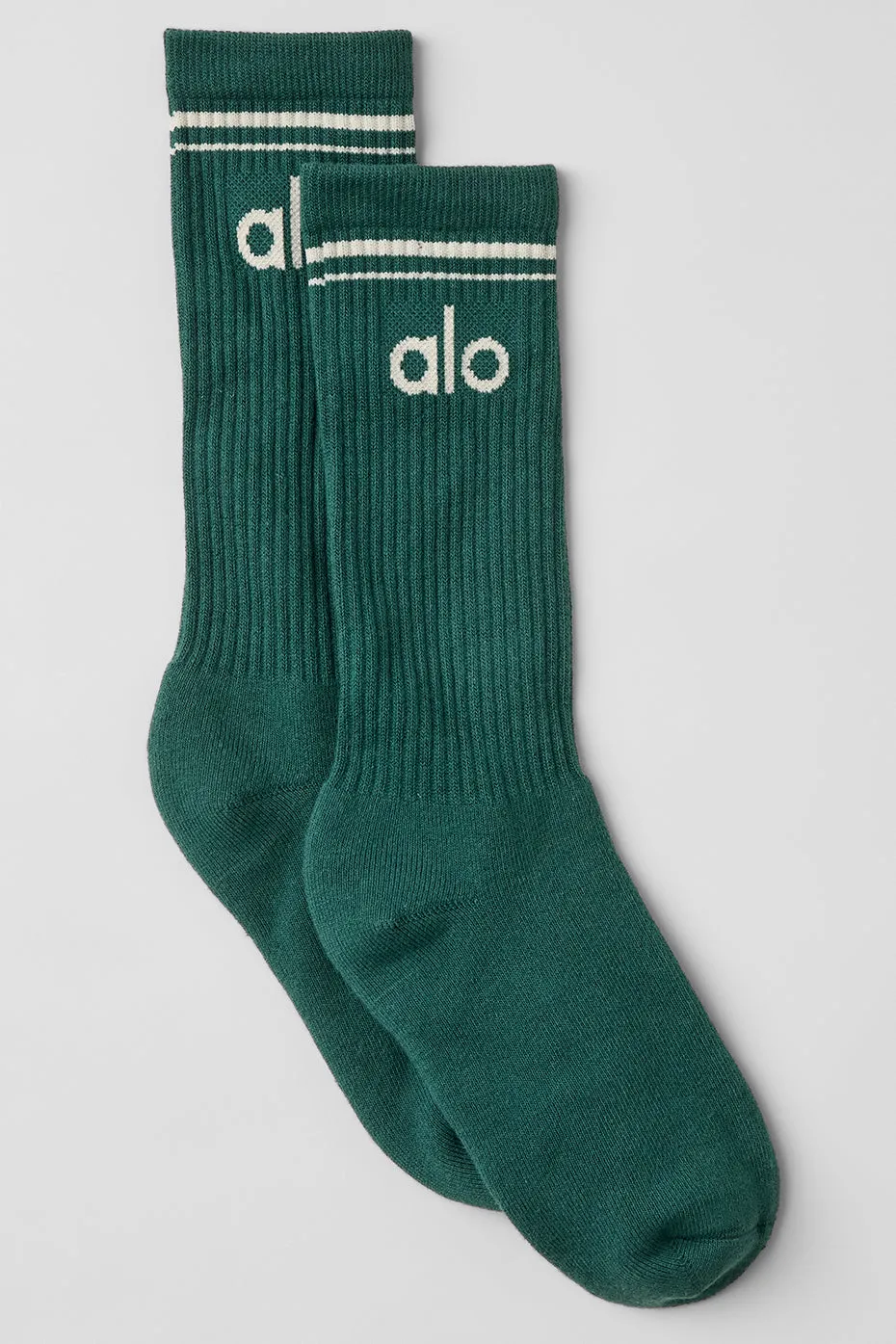 Unisex Throwback Sock - Winter Ivy/Ivory sold by Alo Yoga