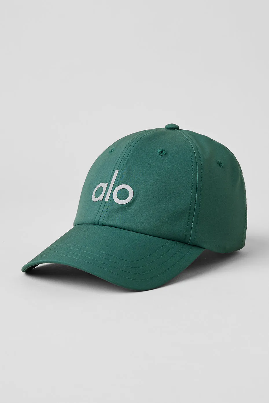 Performance Off-Duty Cap - Winter Ivy sold by Alo Yoga