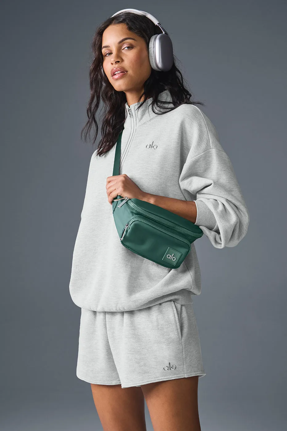 Explorer Fanny Pack - Winter Ivy sold by Alo Yoga product image thumbnail 2