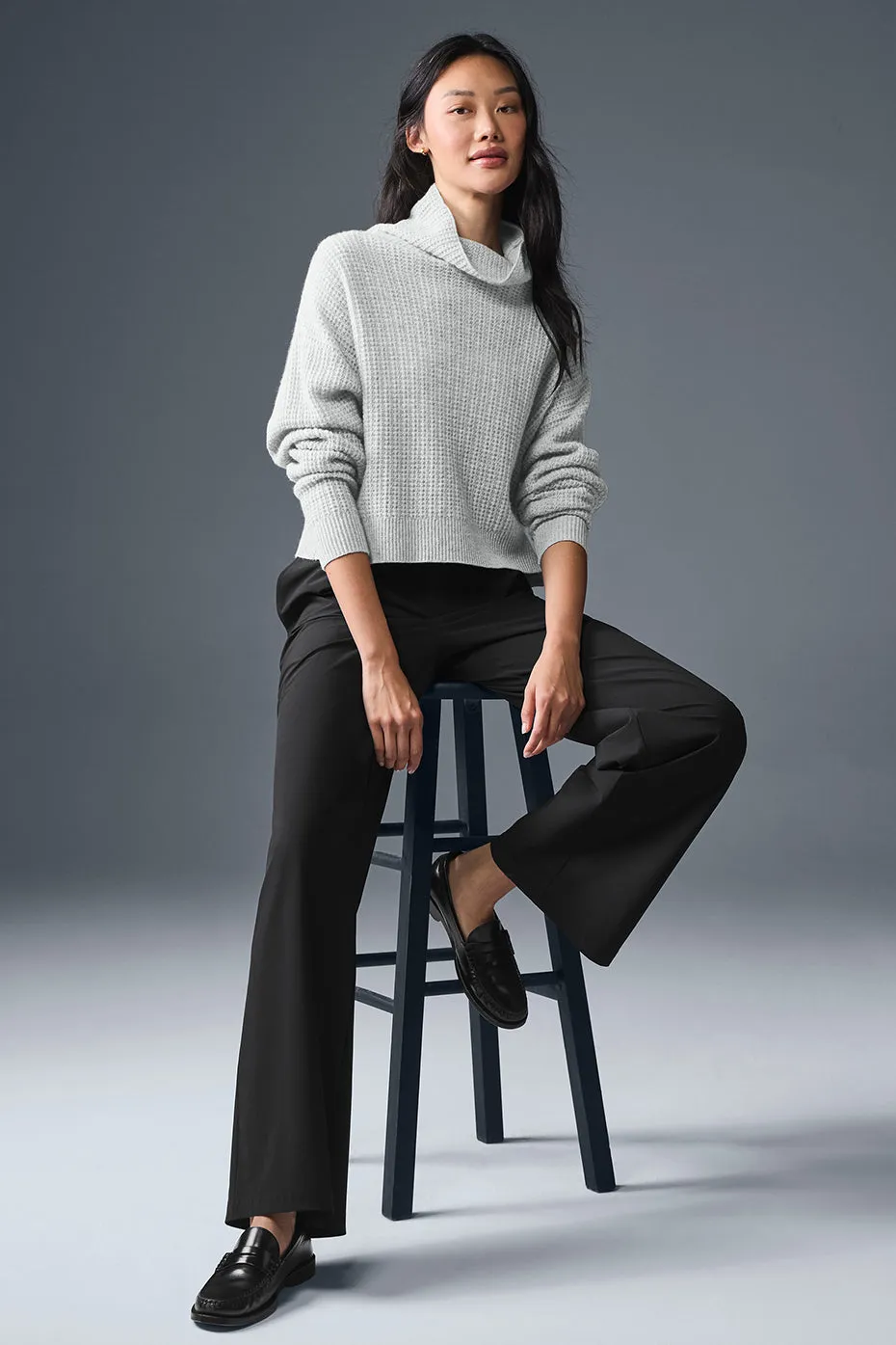 Cashmere Plush Waffle Turtleneck Pullover - Athletic Heather Grey sold by Alo Yoga product image thumbnail 5