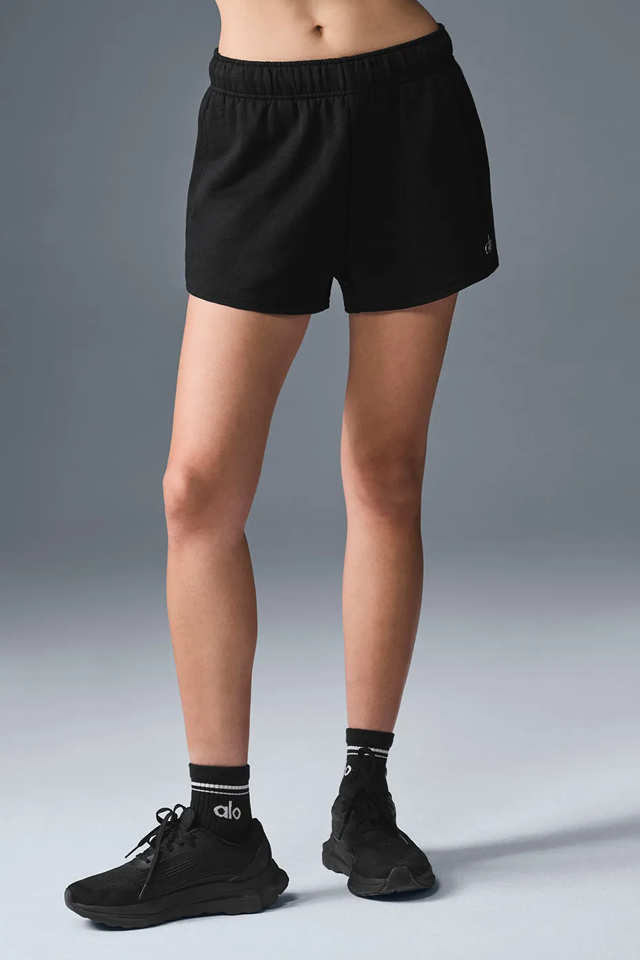 Accolade Short - Black sold by Alo Yoga