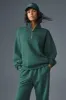 Accolade 1/4 Zip Pullover - Winter Ivy sold by Alo Yoga
