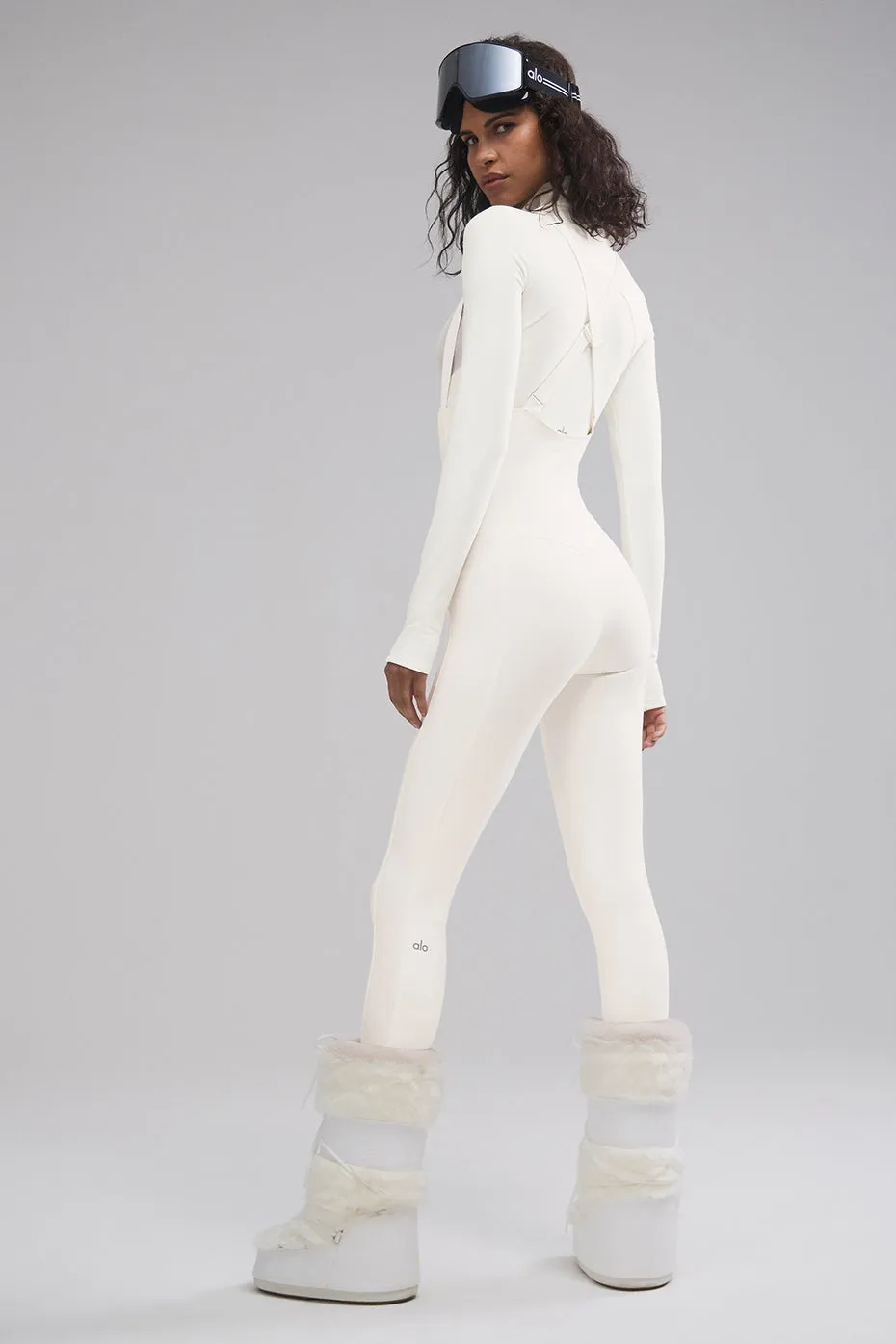 Airlift Winter Warm Ski Time Bib - Ivory sold by Alo Yoga product image thumbnail 3