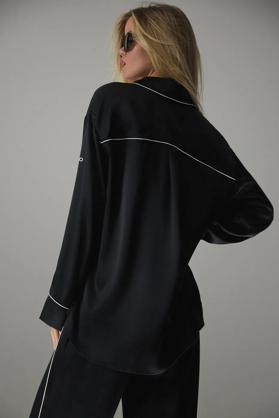 Courchevel Silk Button Down - Black/Ivory sold by Alo Yoga product image thumbnail 2