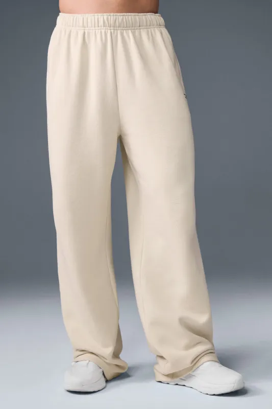 Accolade Straight Leg Sweatpant - Oat Milk sold by Alo Yoga