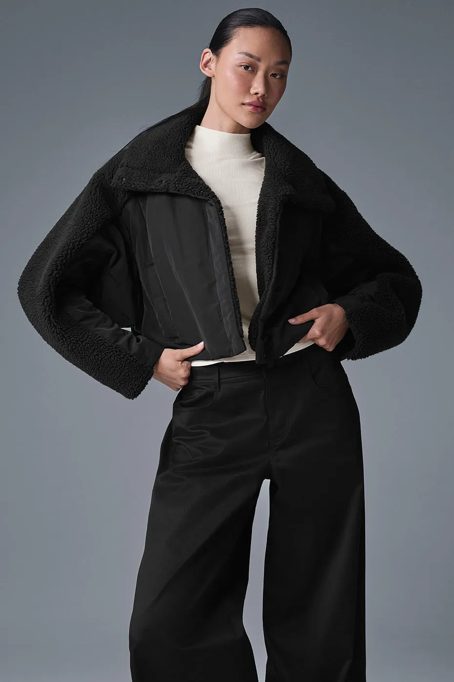 Sherpa Cozy Escape Puffer - Black/Black sold by Alo Yoga