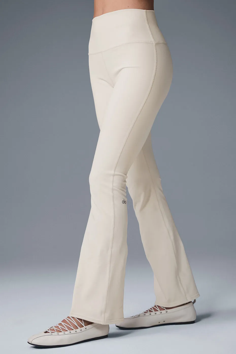 Airbrush High-Waist 7/8 Bootcut Legging - Oat Milk sold by Alo Yoga product image thumbnail 4