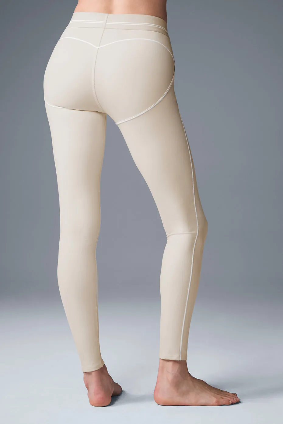 Airbrush High-Waist Heart Throb Legging - Oat Milk/White sold by Alo Yoga product image thumbnail 3
