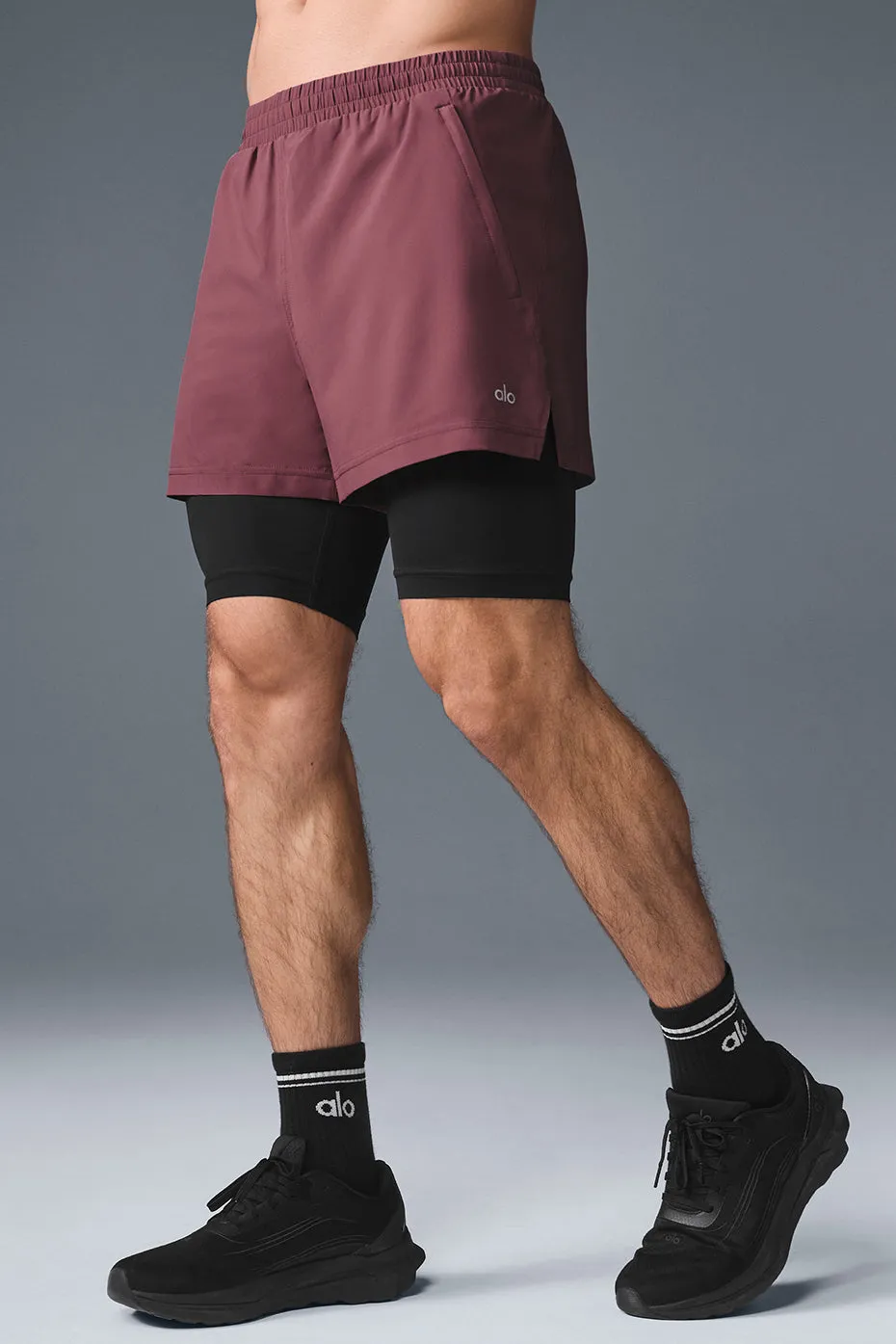 5" Revival 2-in-1 Short - Burgundy Truffle/Black sold by Alo Yoga product image thumbnail 3