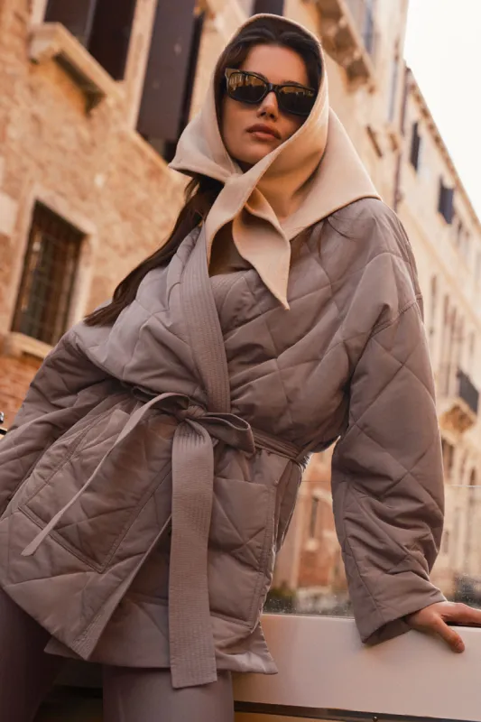 Urbanite Wrap Puffer - Mushroom made by Alo Yoga