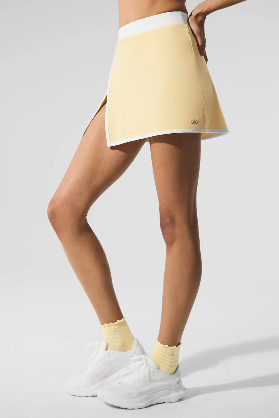 Airbrush Streamlined Skirt - Warm Butter/White sold by Alo Yoga product image thumbnail 4