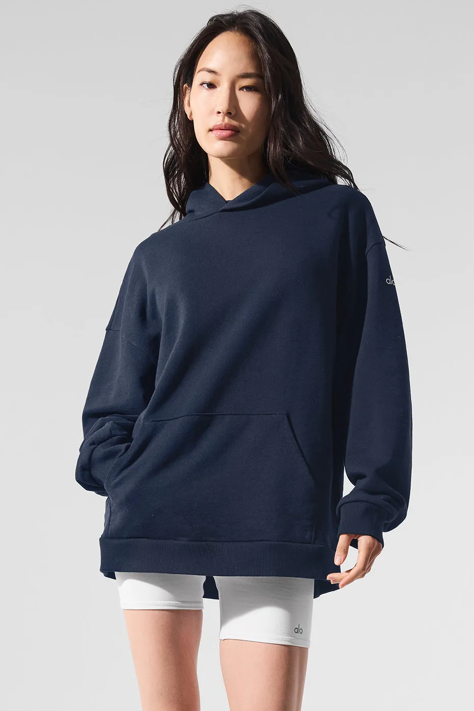 Chill Hoodie - Navy sold by Alo Yoga