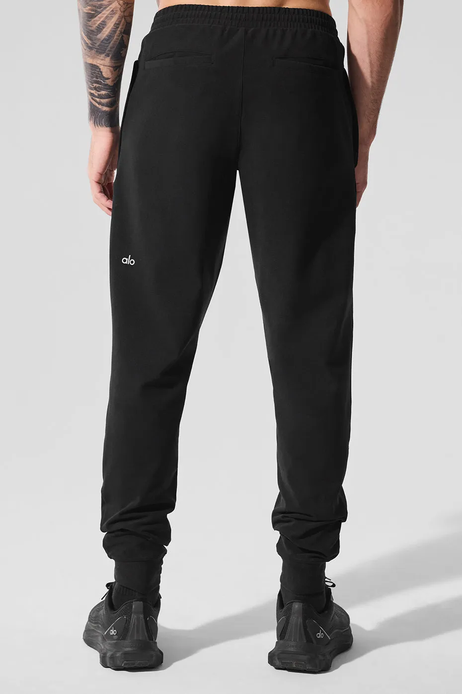 Conquer Max Performance Jogger - Black sold by Alo Yoga product image thumbnail 3