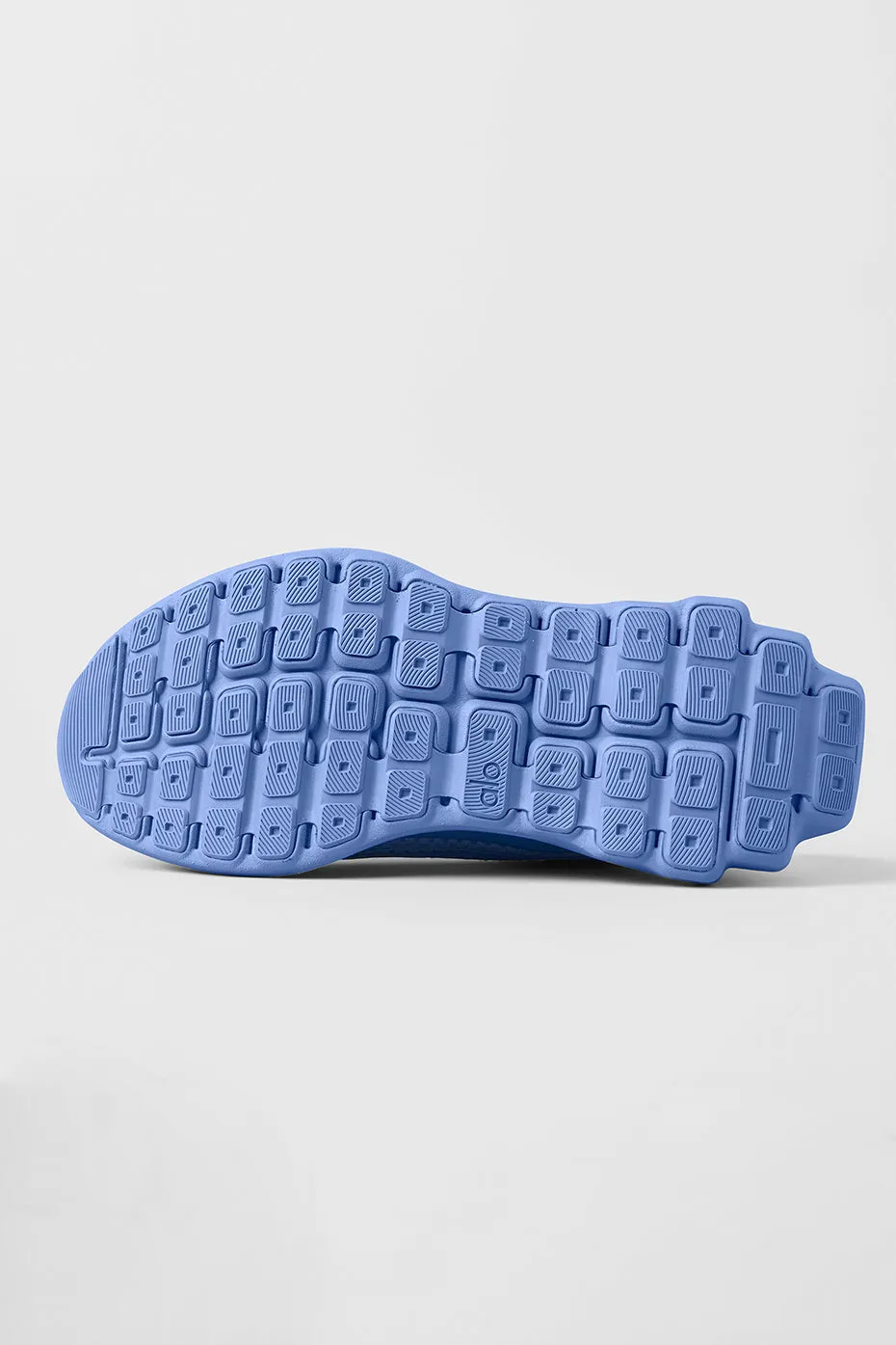 Alo Runner - Crystal Clear Blue sold by Alo Yoga product image thumbnail 3