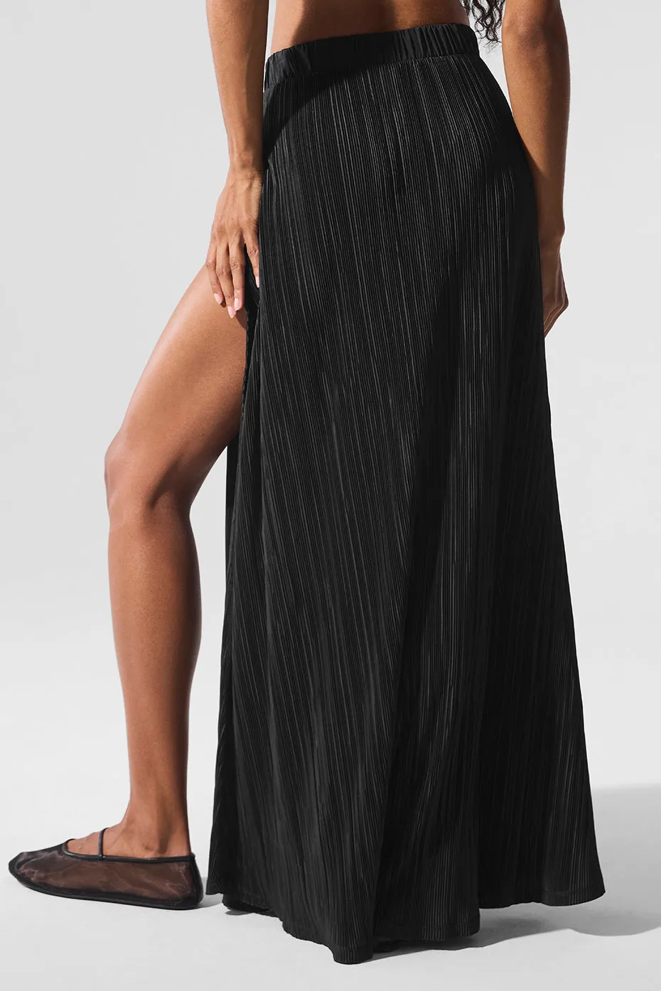 Micro Plisse Game On Long Skirt - Black sold by Alo Yoga product image thumbnail 3