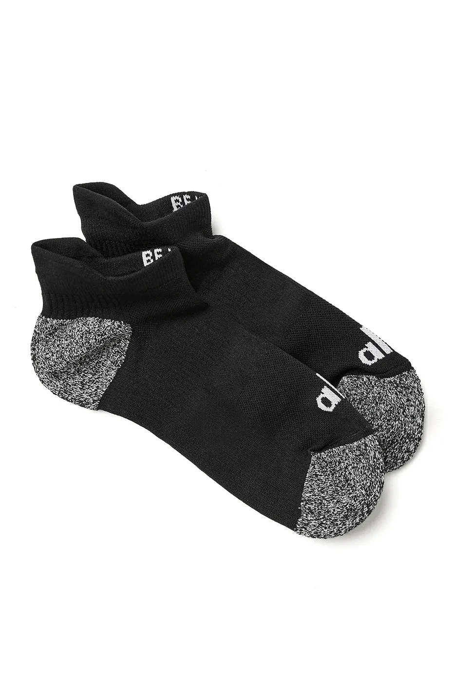 Women's Performance Tab Sock - Black/White sold by Alo Yoga