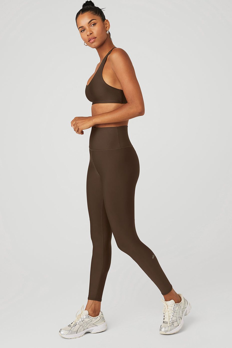 Airlift Advantage Racerback Bra & 7/8 High-Waist Airlift Legging Set - Espresso sold by Alo Yoga product image thumbnail 3