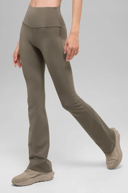 Airbrush High-Waist Bootcut Legging - Light Cocoa made by Alo Yoga
