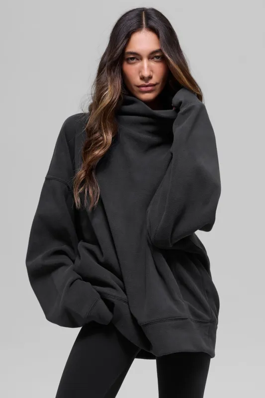 Polar Fleece Hazy Pullover - Black made by Alo Yoga