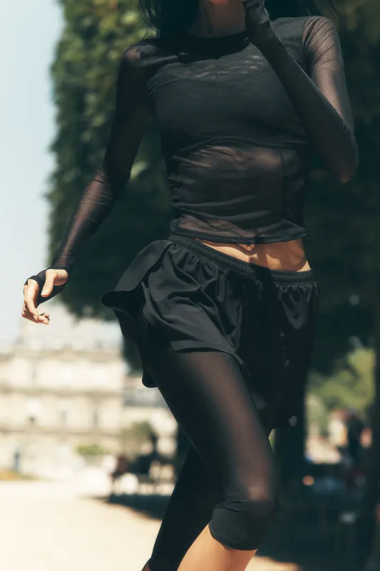 Mesh Front Runner 2 In 1 Short - Black made by Alo Yoga