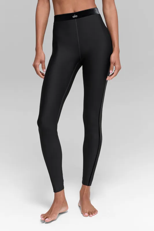 Airlift High-Waist Moonlight Legging - Black made by Alo Yoga