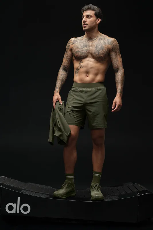 7" Repetition Short - Green Olive made by Alo Yoga