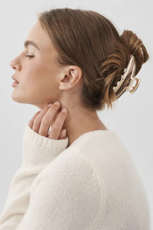 Acrylic Illusion Claw Clip - Clear/Brushed Gold made by Alo Yoga