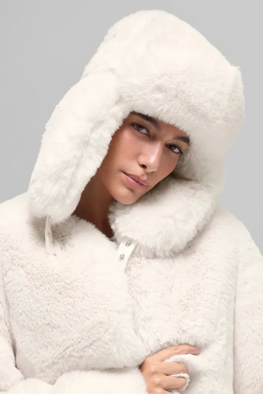Faux Fur Starstruck Hat - Ivory made by Alo Yoga