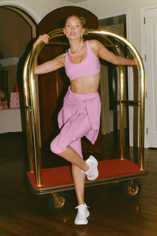 Alosoft Center Stage Bra - Candy Heart Pink made by Alo Yoga