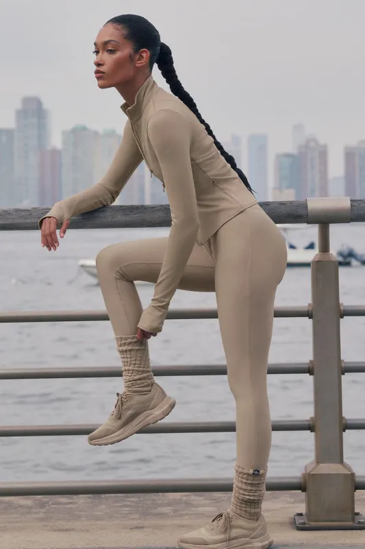 Airlift High-Waist Sleek Legging - Gravel made by Alo Yoga