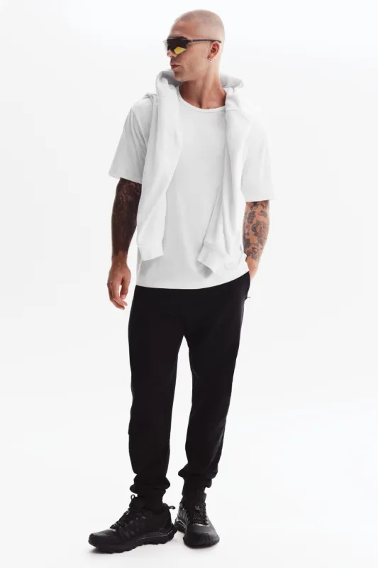 Essential Short Sleeve Street Tee - White made by Alo Yoga