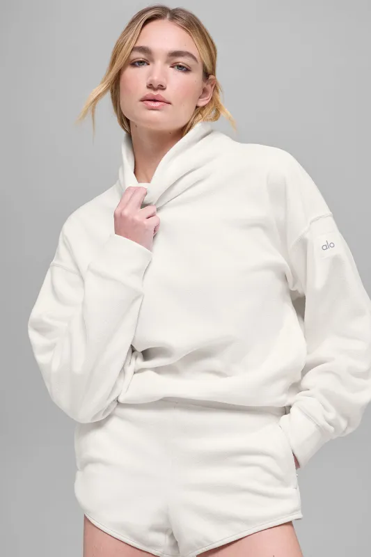 Polar Fleece Hazy Pullover - Ivory made by Alo Yoga