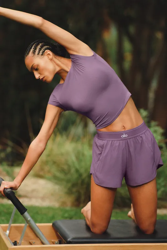 Match Point Short - Plum Kiss made by Alo Yoga